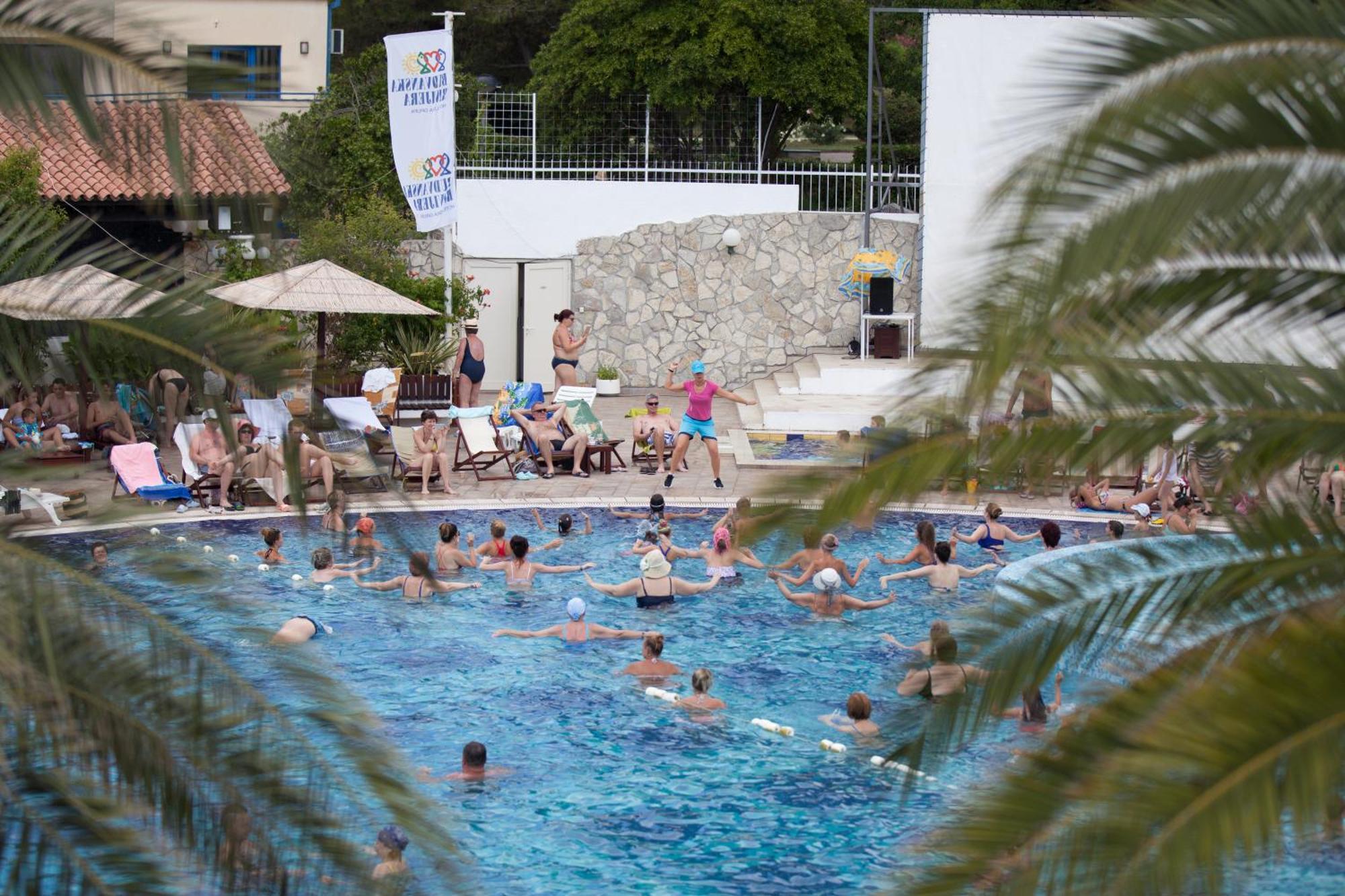 Hotel Slovenska Plaza Standard Budva Buitenkant foto