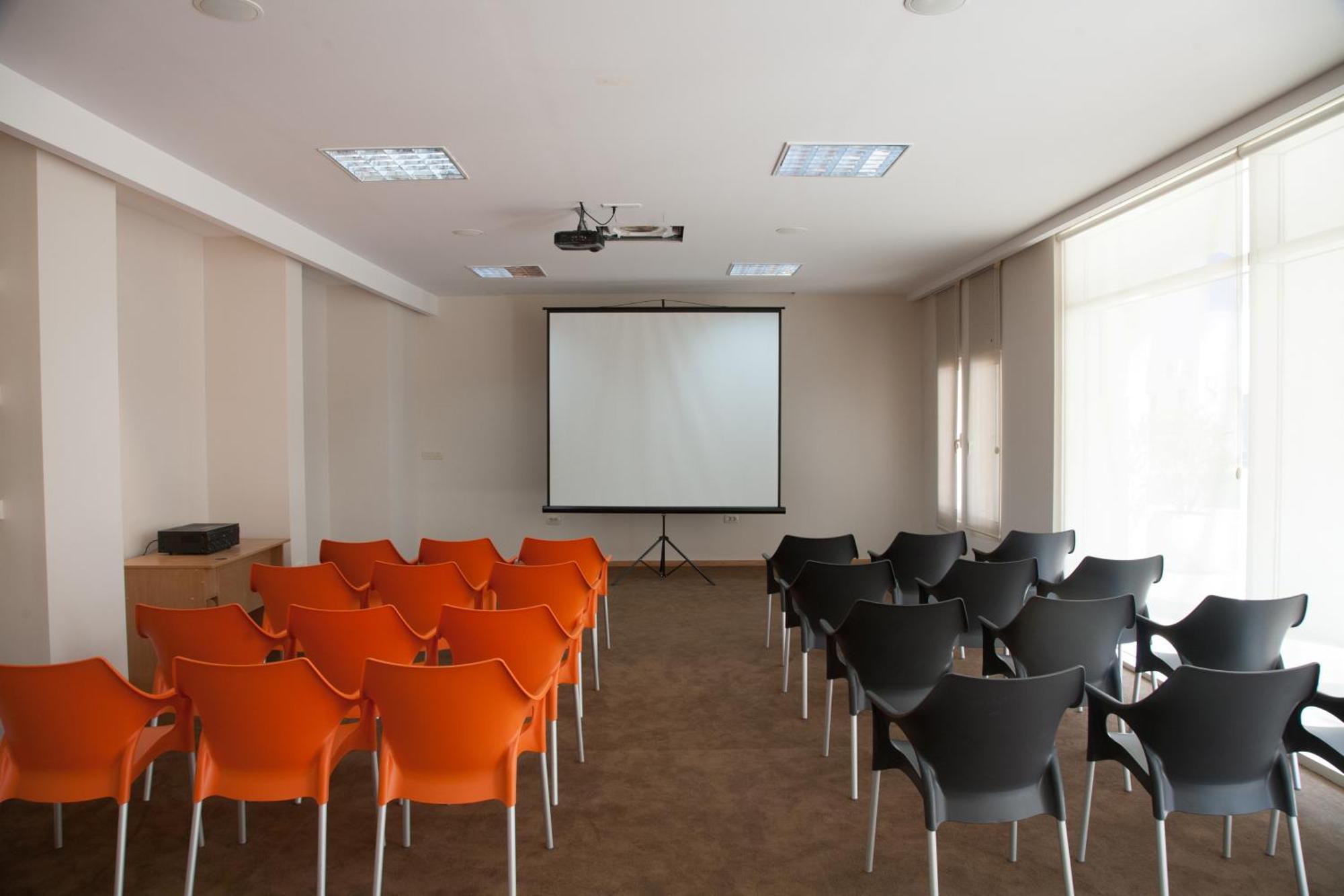 Hotel Slovenska Plaza Standard Budva Buitenkant foto