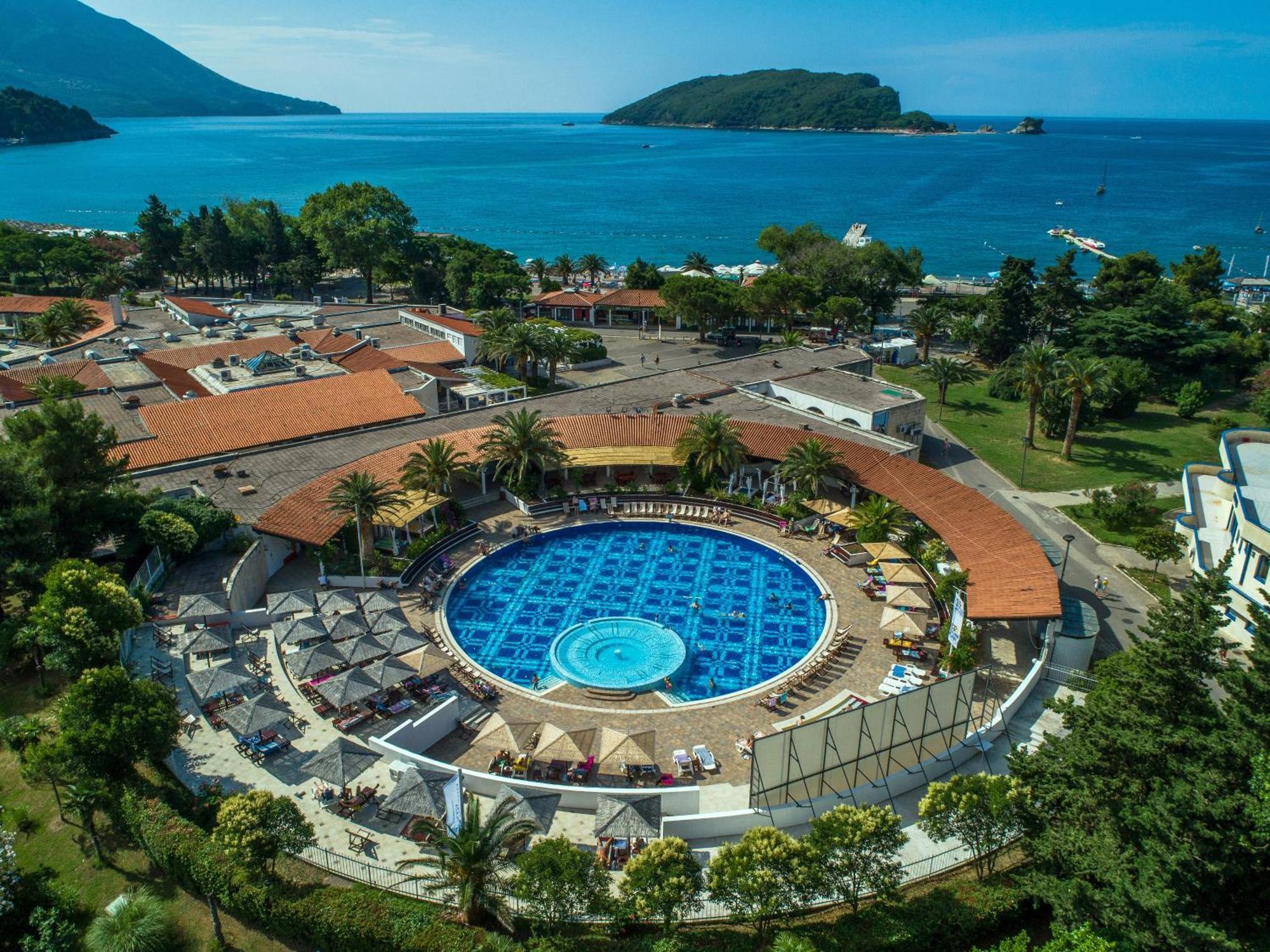 Hotel Slovenska Plaza Standard Budva Buitenkant foto