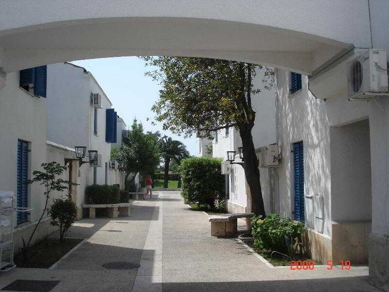 Hotel Slovenska Plaza Standard Budva Buitenkant foto
